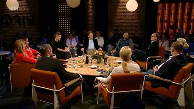 Diskussion GroKo: TV-Talker Plasberg zeigt Mitgefühl